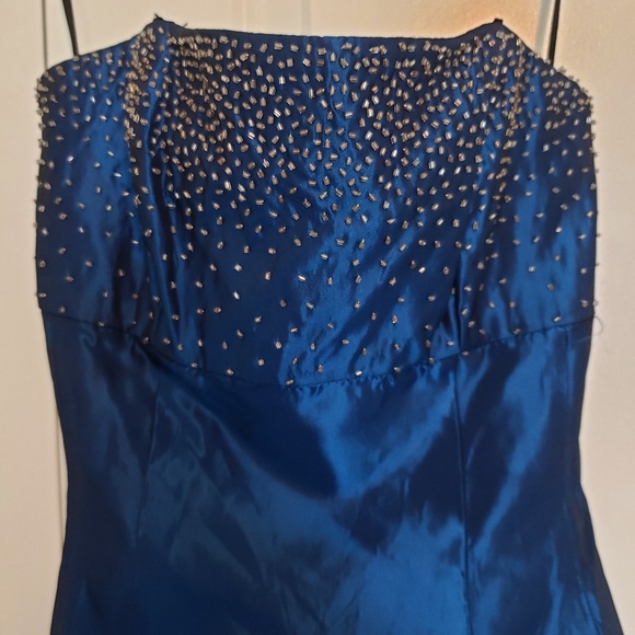 Cache gown - Picture 2 of 6